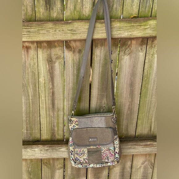 Sakroots Artist Circle Flap Crossbody Bag​​ - Picture 2 of 7